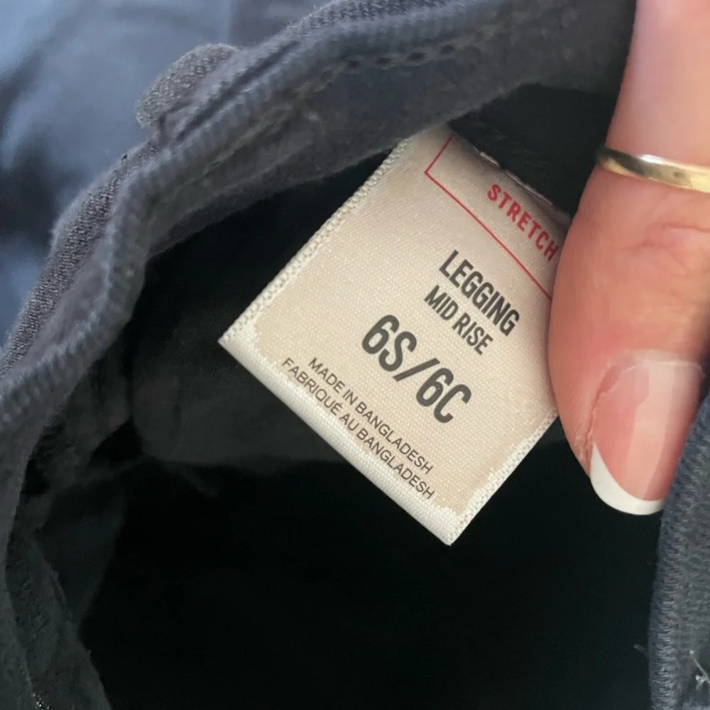 Express Mid Rise Jean Legging - Picture 3 of 4